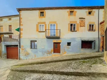 Casa De Pueblo En Venta En San Julián