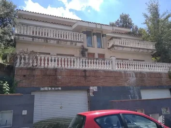 Casa O Chalet En Venta En Calle Jeies