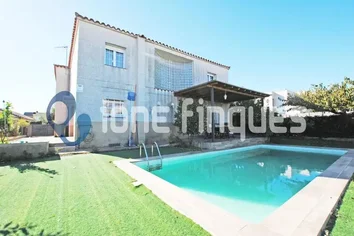 Casa O Chalet En Venta En Castellarnau