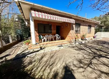 Finca Rústica En Venta En TrassierraLas Jaras