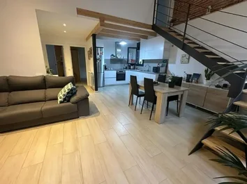 Chalet Adosado En Venta En Via Piquer, 8 A