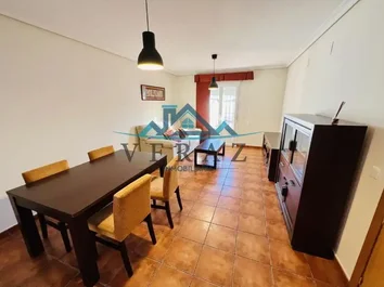 Chalet Adosado En Venta En Calle Abedul