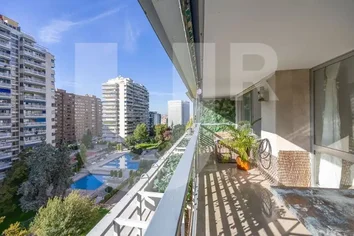 Piso En Venta En Calle De Condesa De Venadito, 6