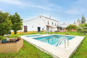 Chalet Adosado En Venta En Santa Ángela De La Cruz 21