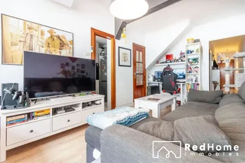 Chalet Adosado En Venta En Calle Sant Jordi