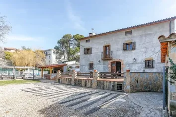 Casa O Chalet En Venta En Rellinars