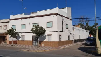 Casa de pueblo en venta en avenida Rafael Beca, 20