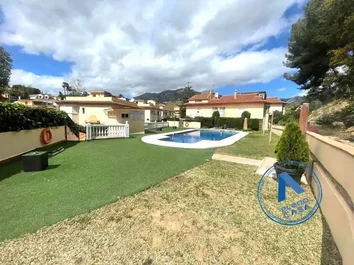 Chalet Pareado En Venta En Mijas Pueblo