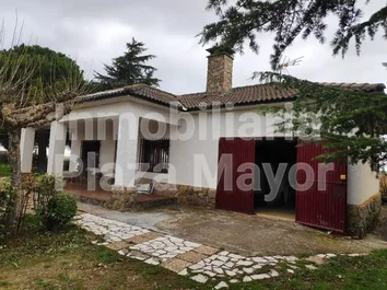 Finca Rústica En Venta En Parada De Arriba