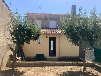 Casa De Pueblo En Venta En Serradilla Del Arroyo