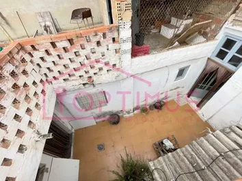 Casa De Pueblo En Venta En Calle Emilia Gómez