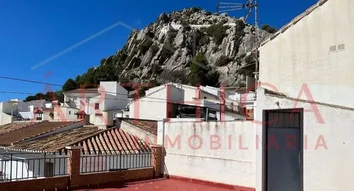 Chalet Pareado En Venta En Calle Fresca, 13