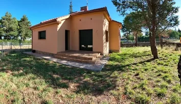 Chalet Pareado En Venta En Calle Apeadero S/n