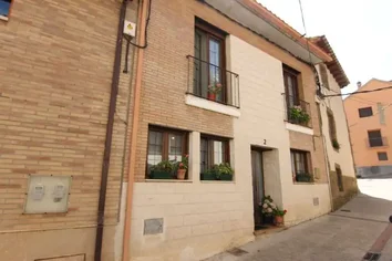 Casa O Chalet En Venta En Calle La Isuela, 12