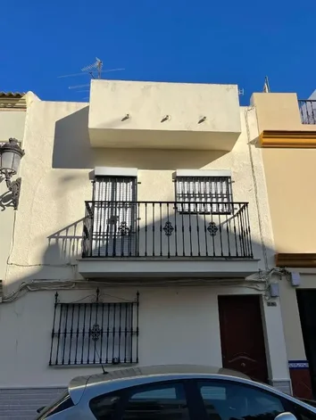 Chalet Adosado En Venta En Calle Río Pisuerga, 26