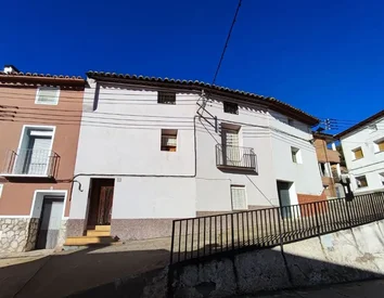 Chalet Adosado En Venta En Tosos, 1