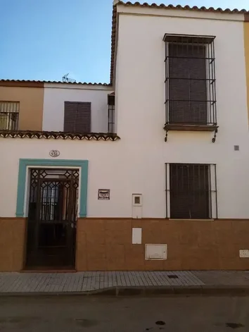 Chalet Adosado En Venta En Calle María, 38