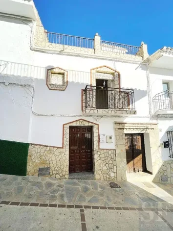 Chalet Adosado En Venta En Arenas