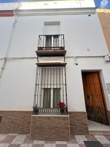 Chalet Adosado En Venta En Calle Arahal, 2