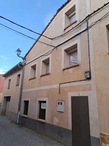 Chalet Adosado En Venta En Calle Huertas, 2