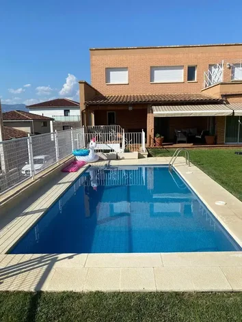 Casa O Chalet Independiente En Venta En La Fuente, 13