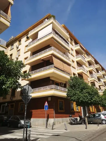 Piso En Venta En Manuel Casana, 11