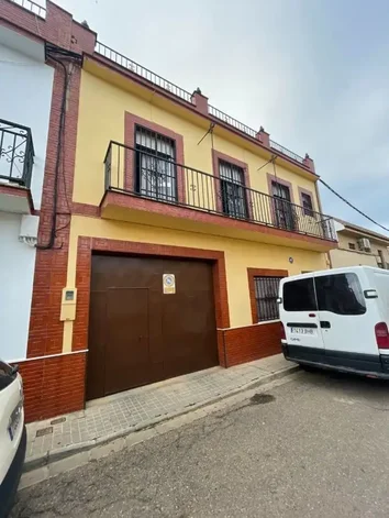 Casa o chalet independiente en venta en calle Santa Emilia