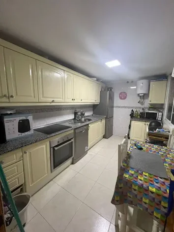 Piso En Venta En Calle General Astilleros, 65