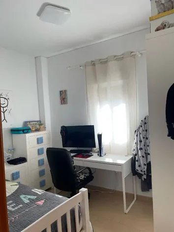 Piso En Venta En Avenida De La Libertad, 24