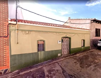 Casa De Pueblo En Venta En Los Navalucillos