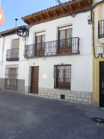 Alquiler De Casa De Pueblo En Calle Talavera, 2