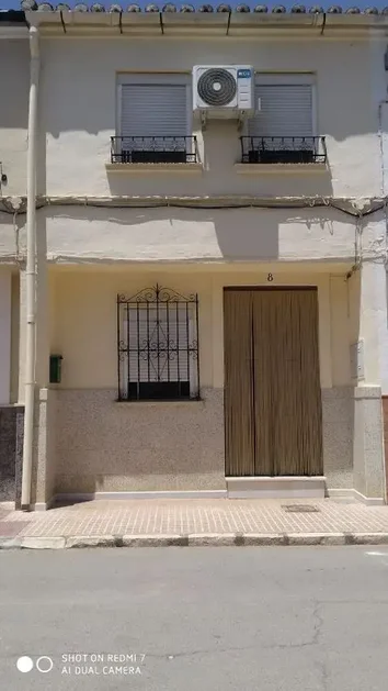 Casa De Pueblo En Venta En Calle Los Lirios, 8