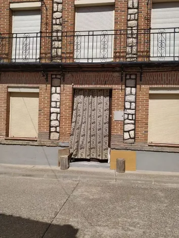 Chalet Adosado En Venta En Calle San Sebastián, 1