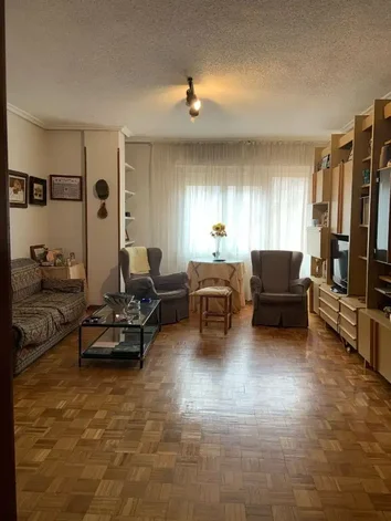 Piso En Venta En Calle D Pascual Pérez Oñate, 20