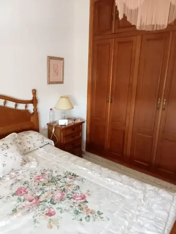 Piso En Venta En Calle Humilladero, 4