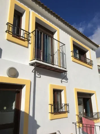 Chalet Adosado En Venta En Calle Fuente, 23