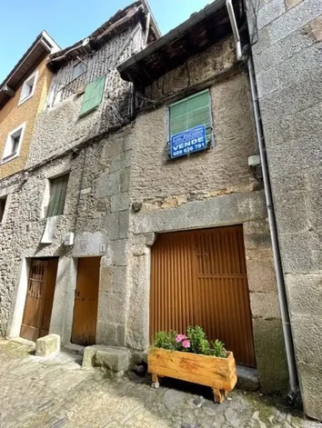 Chalet adosado en venta en calle Hospicio