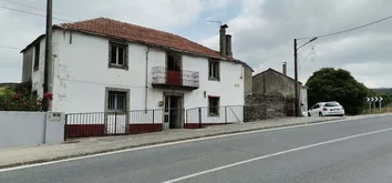 Casa De Pueblo En Venta En Camino De Ourense, 125