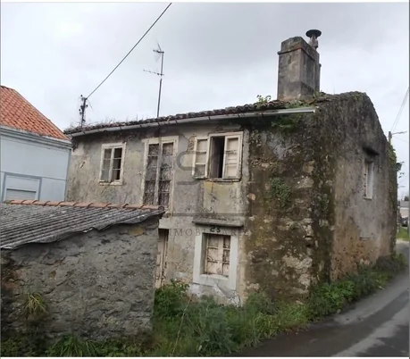 Casa para Restaurar en Casadelos-Neda