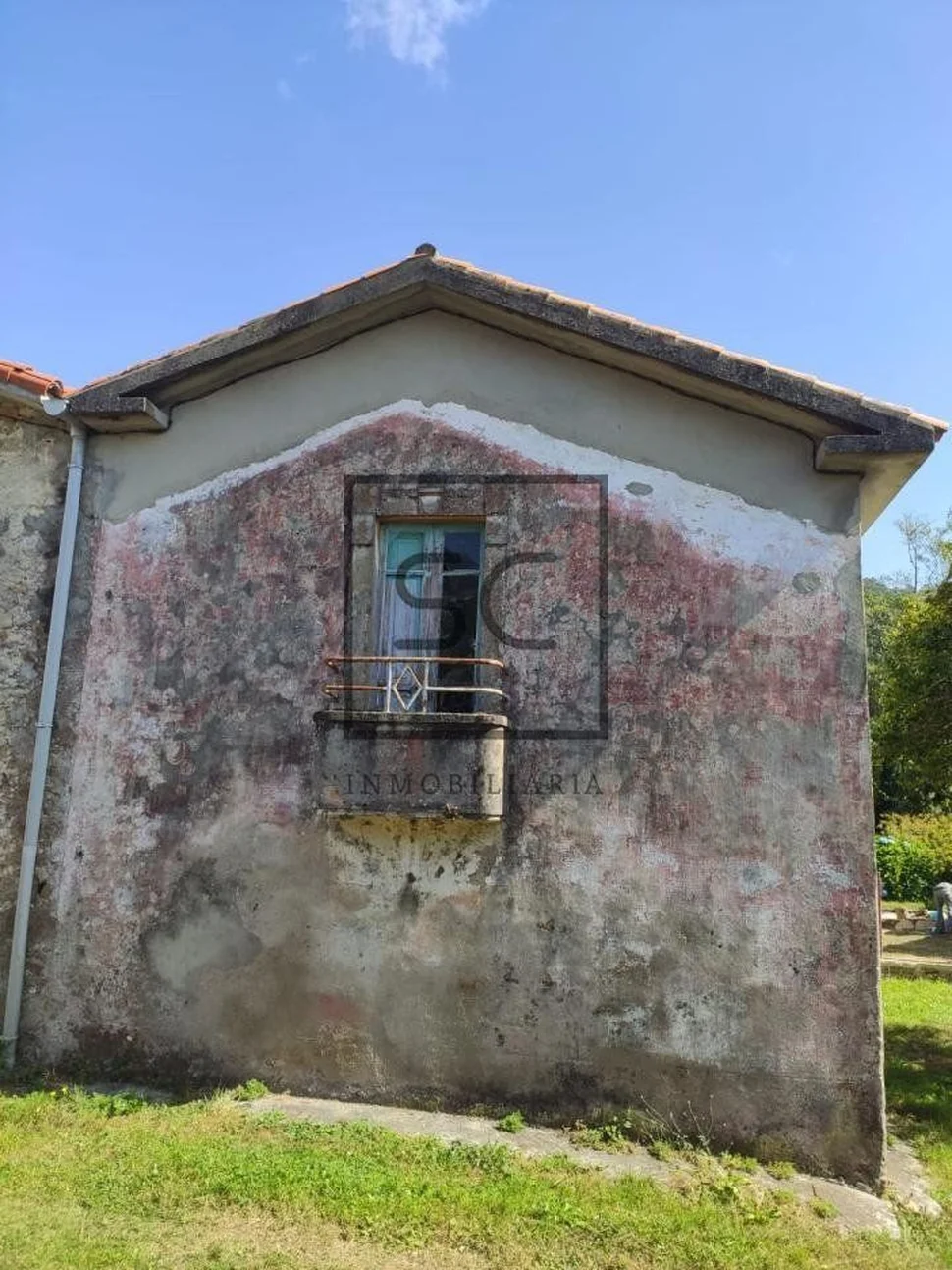 Se vende casa en la mourela, neda