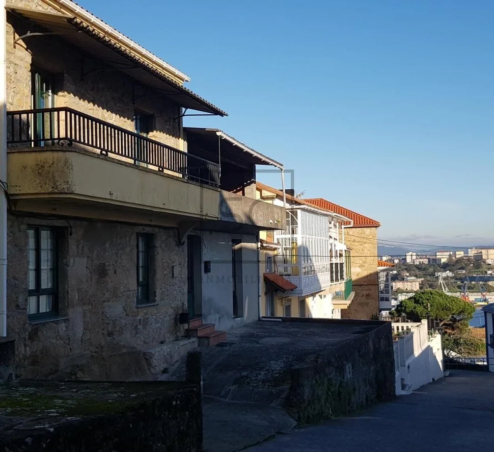 Casas de piedra en la graña, ferrol