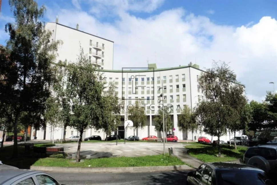 Se vende bajo comercial en esteiro, ferrol