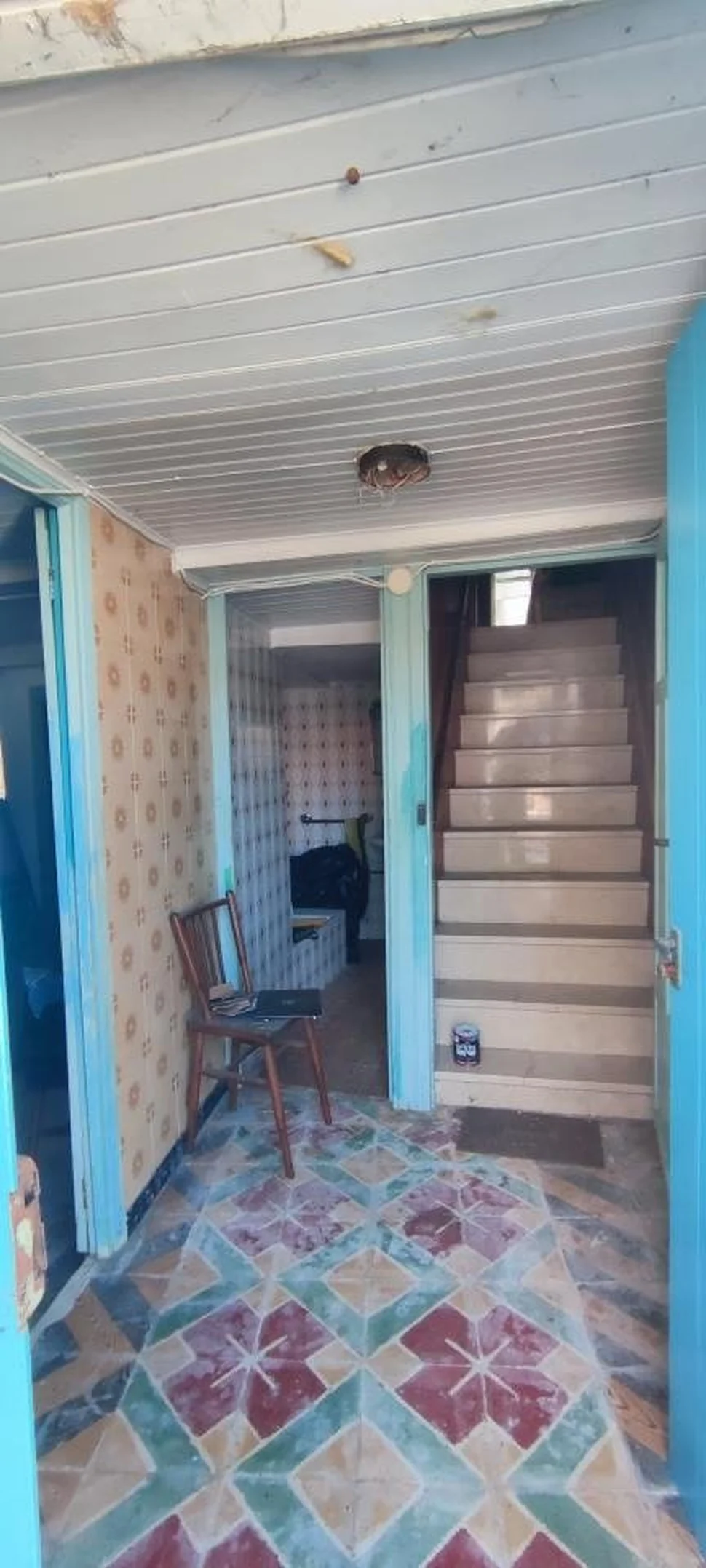 Se vende casa pareada para reformar en neda, neda