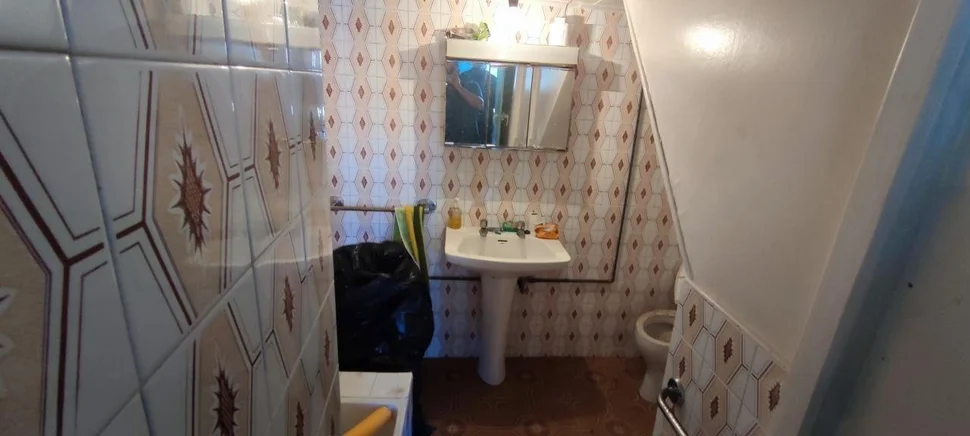 Se vende casa pareada para reformar en neda, neda