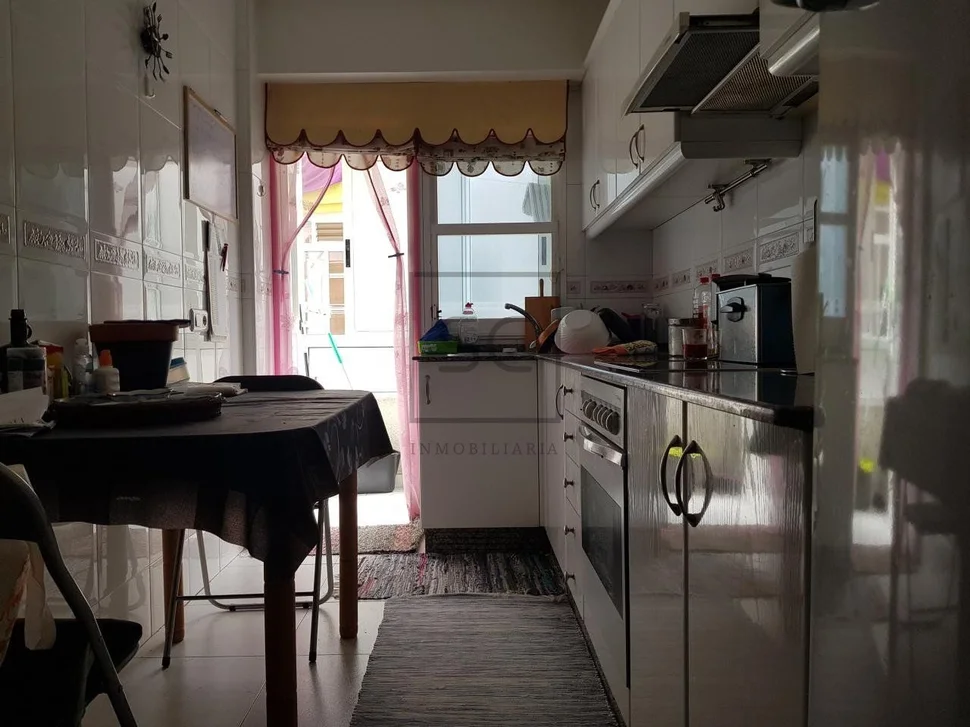 Piso amueblado en freixeiro, narón