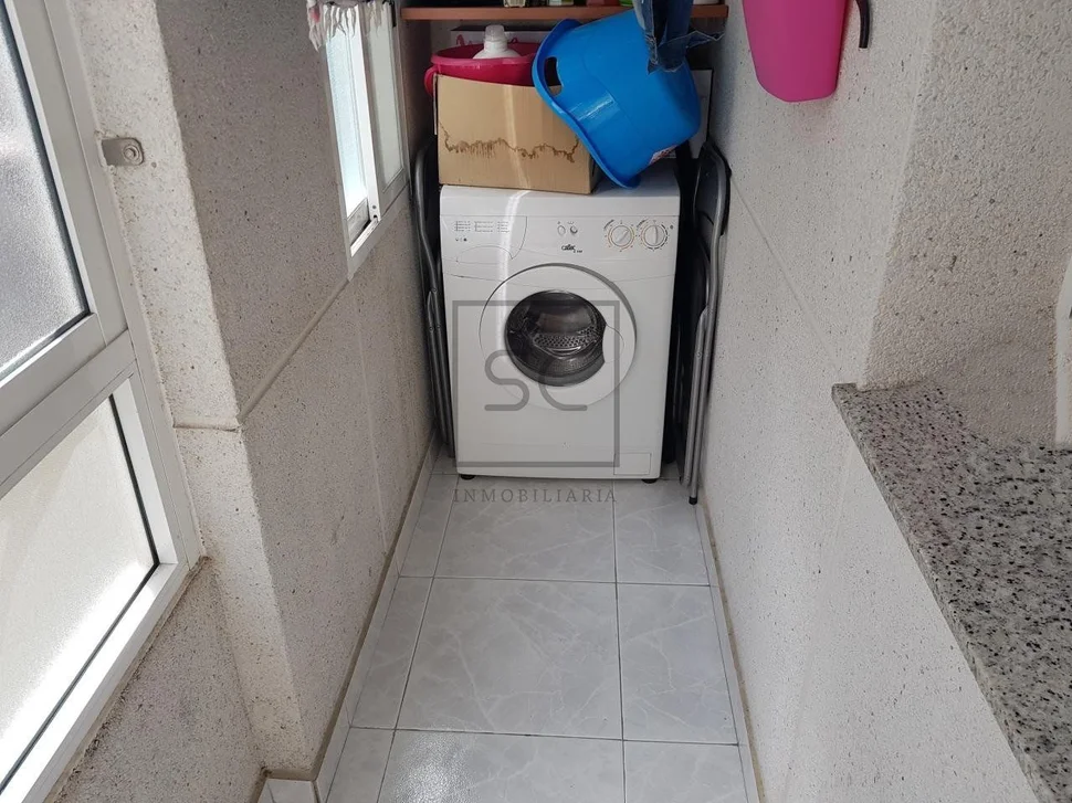 Piso amueblado en freixeiro, narón