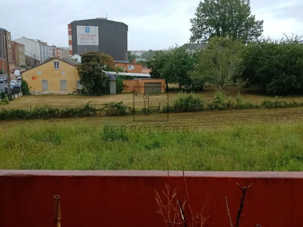 Se venden en piñeiros solares edificables en piñeiros, narón