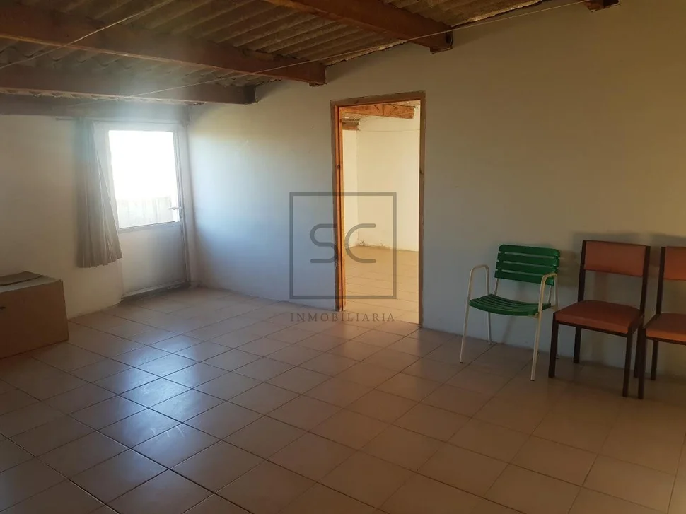 Dos pisos por el precio de uno en santa marina, ferrol