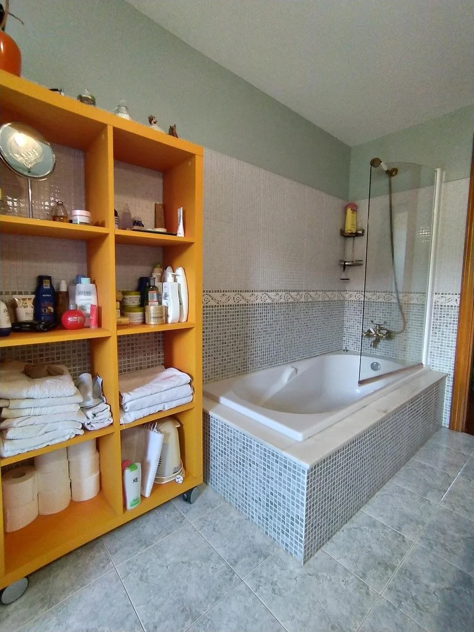 Se Vende Casa con Piscina y Jardín en Fene, Fene