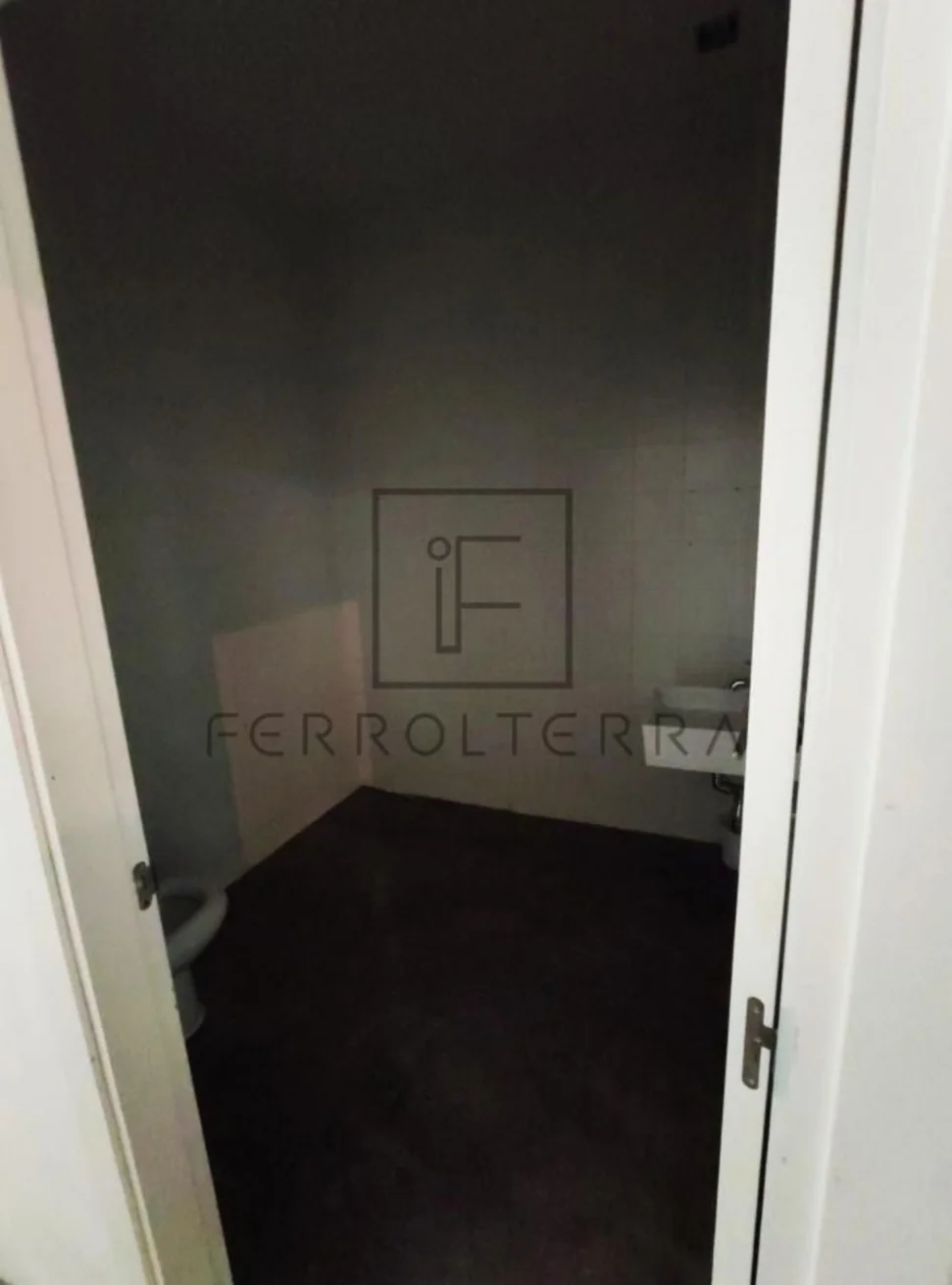 Se Alquila Local Comercial en el Centro, Ferrol